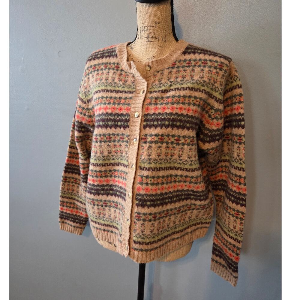 Newton trading CO 100% shetland wool sweater cardigan tan fair isle pattern L